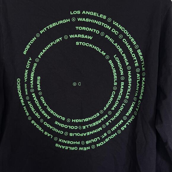 Beyoncé Renaissance World Tour Shirt Medium Concert Tee Green Horse Long Sleeve - Picture 7 of 12